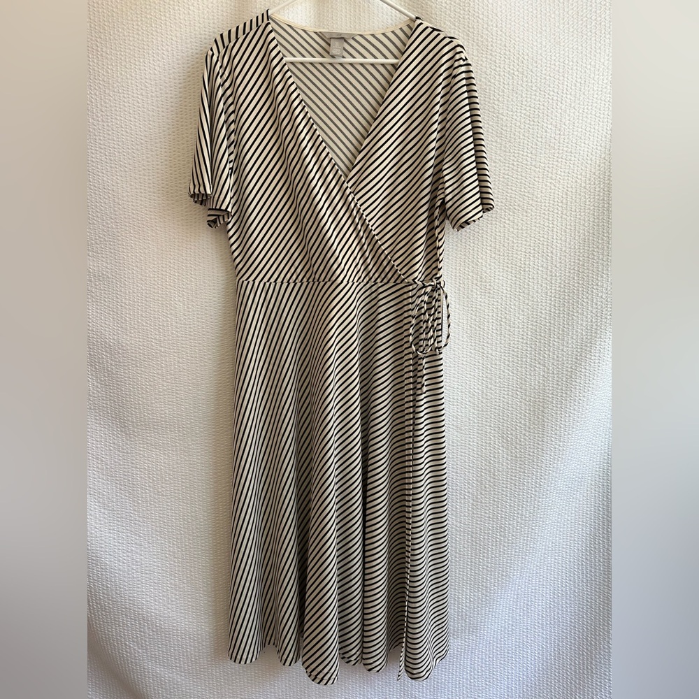 H&M Black Tan Striped Faux Wrap Midi Dress Tie Waist Short Sleeve Large